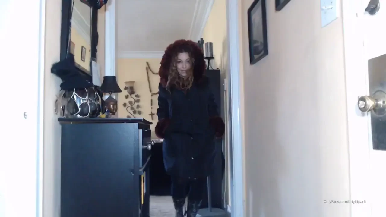 Protect yourself from the rain 