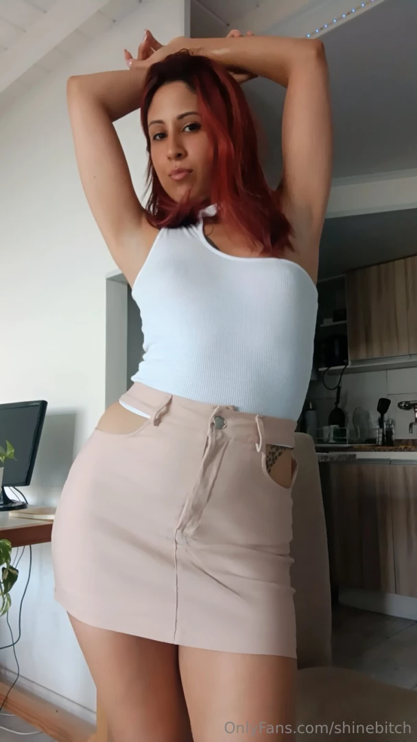You know what to do to get my attention bitch 