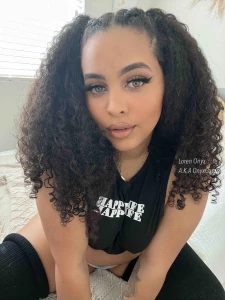 I m ur fave online obsession right