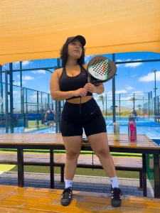First time playing padel who wants to vs me