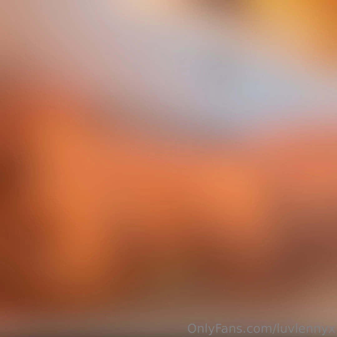 Just sent 10 random people the non-blur version enjoy 