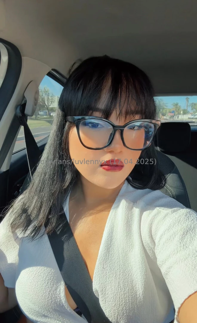 100 lenny s vs 1 gorilla who s winning 