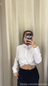 Who do i look more like in this outfit what do you think