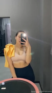 6 days without a phone is hell for a girl especially without a photo