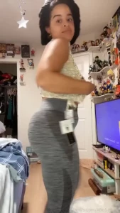 I love playing dress up shopping and trying on cute as shit outfits is