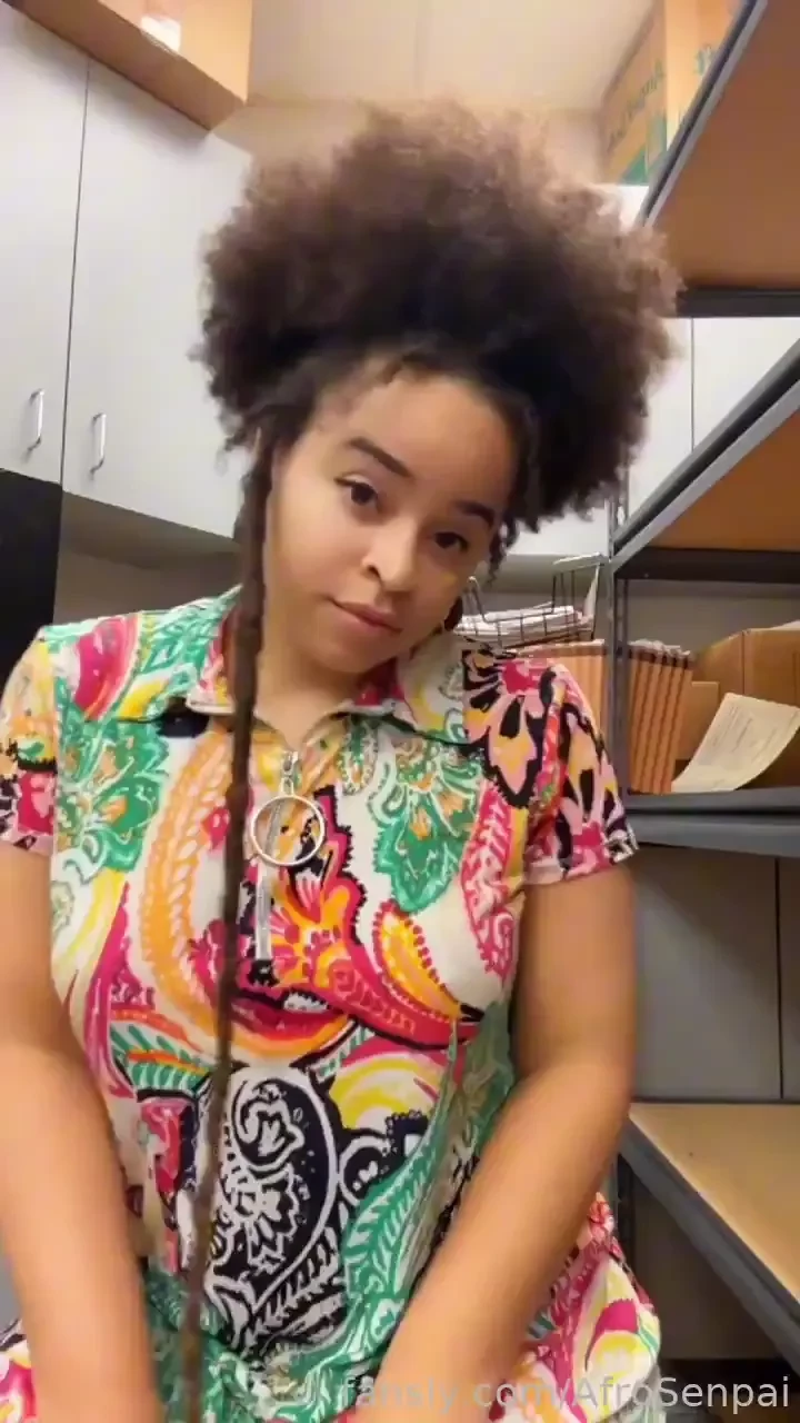 That time when feeling your booty jiggle turns you on and you been part 1 