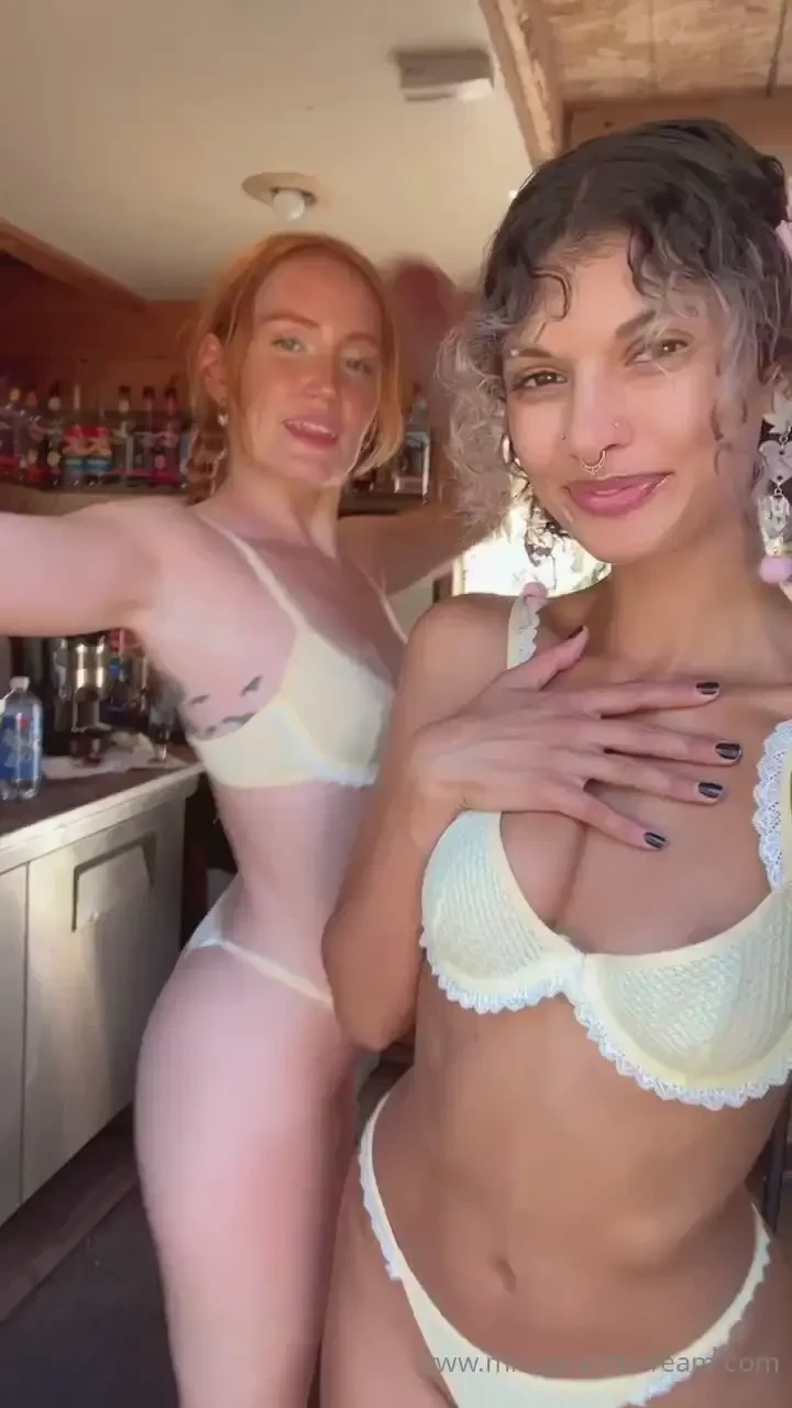 Streaming with coffeebaby420 again this evening i know you miss double 