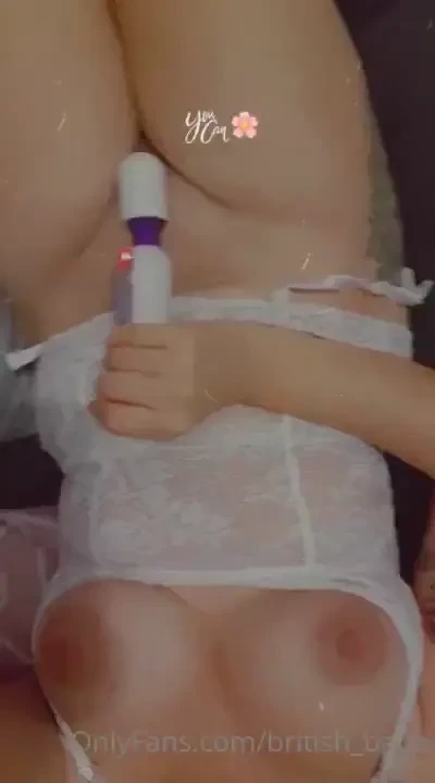 Check your inbox for vids 