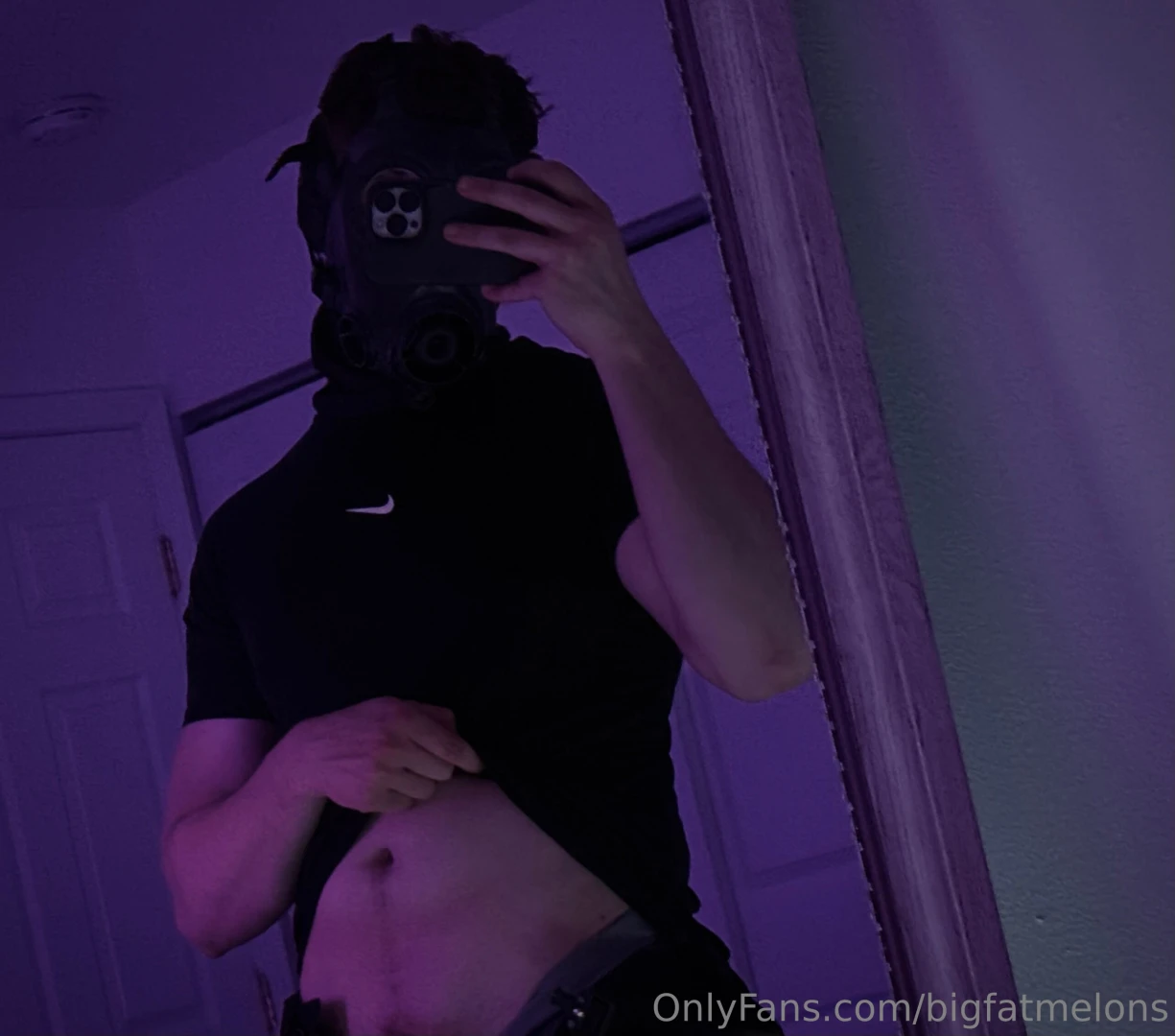 Can you make it disappear gas mask ghost mask mirror dick pics 