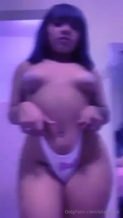 Videos completos en lachinaa6969 como cuando tienes buenas tetas y part 2 