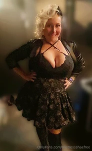 Shots from the swingers club saturday night part 1