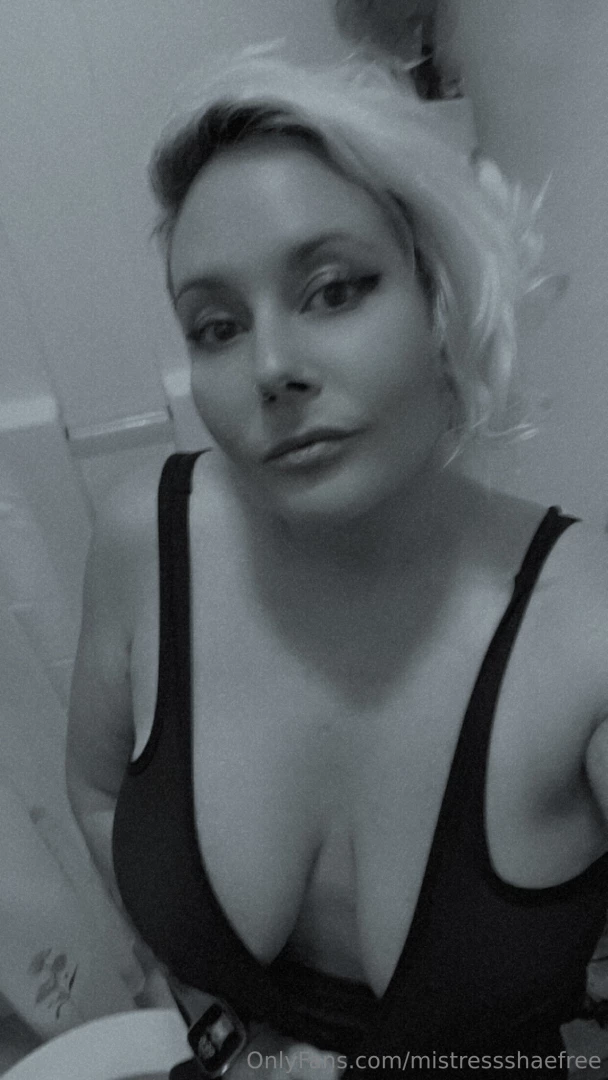 Morning everyone happy friday eve 