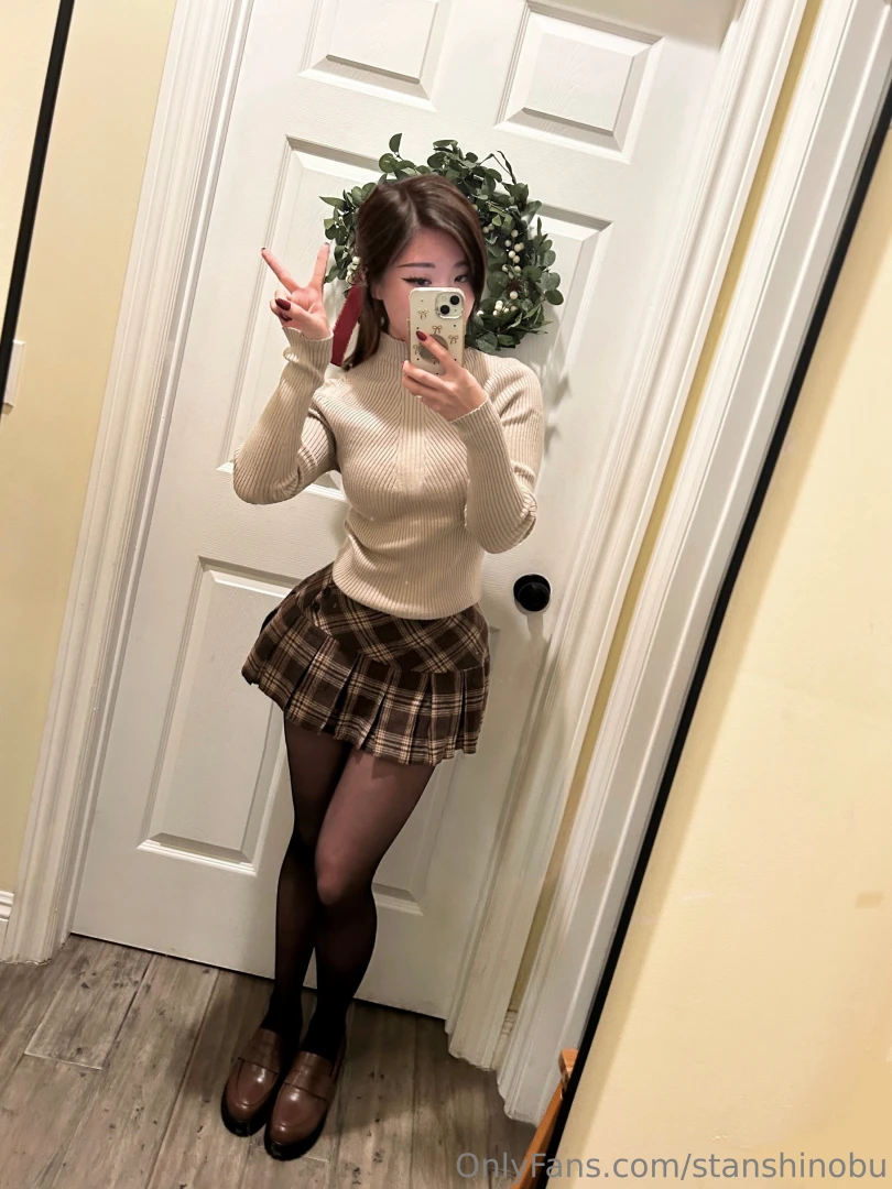 Do i look cute wearing this part 1 