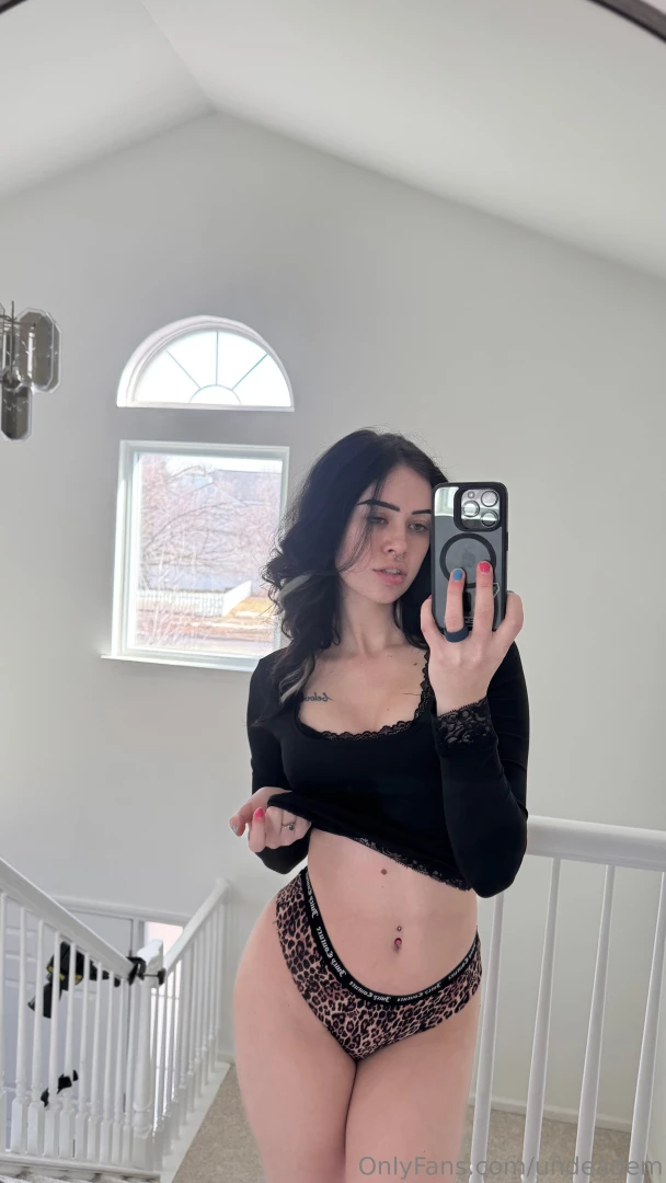 Happy hump day part 3502 
