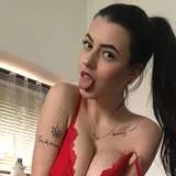Juicy Nicole 🍑