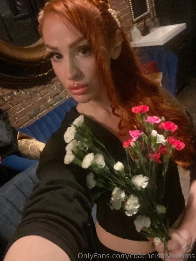 My friends came and threw flowers at me on stage after the show last part 2 