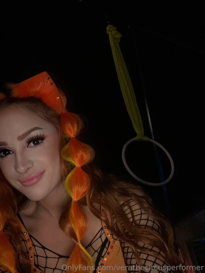 Can you believe i fit in that tiny hoop haha my tiny hoop is the only 