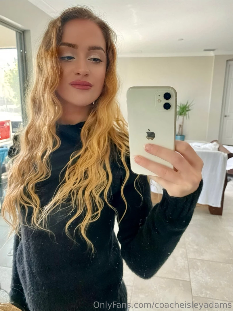 Staying warm in this soft acrylic sweater i m such a florida girl part 1 