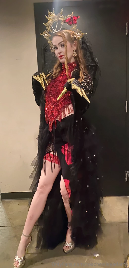 Starwars inspired look i did at a burlesque show for a sushi 