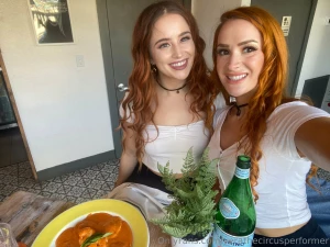 Had the best date today with ophelialakes we looove food and eating