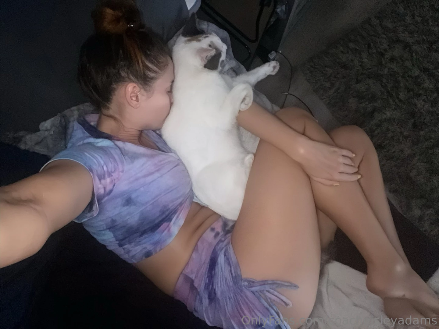Her fluff is sooo soft hehehe do you have any pets i feel like i 