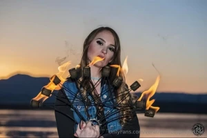 We love a good set of fire photos what do you think of fire dancing part 2