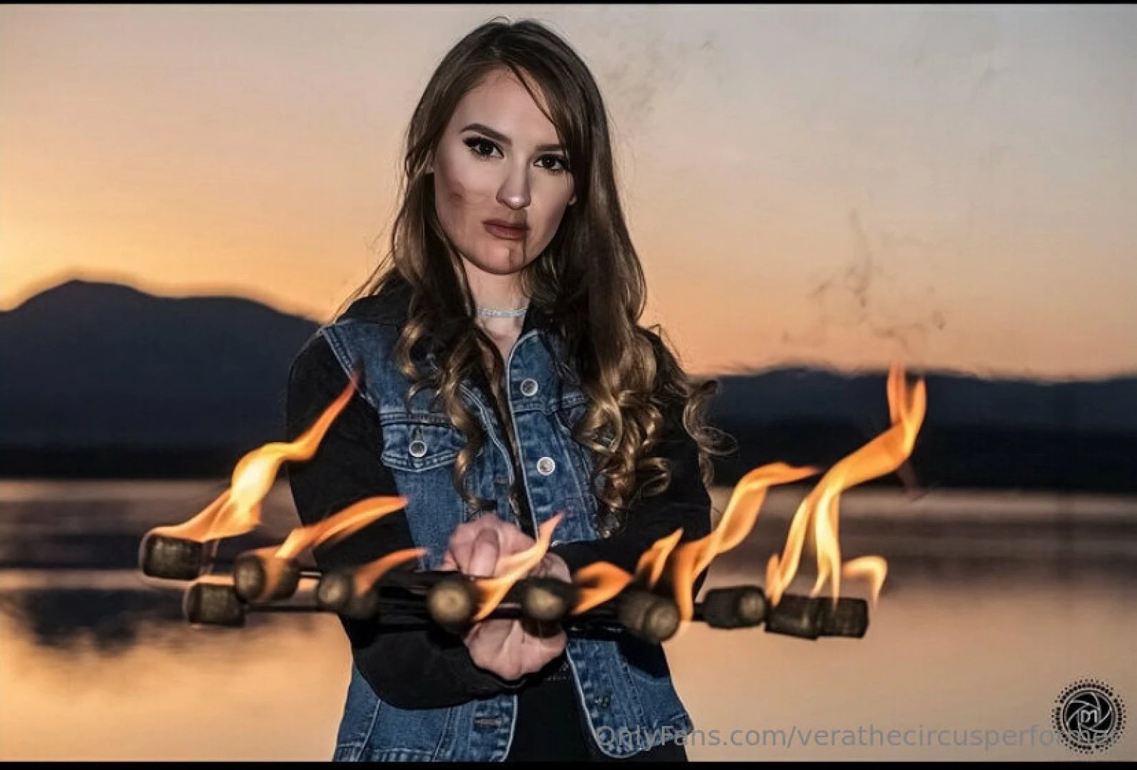 We love a good set of fire photos what do you think of fire dancing 