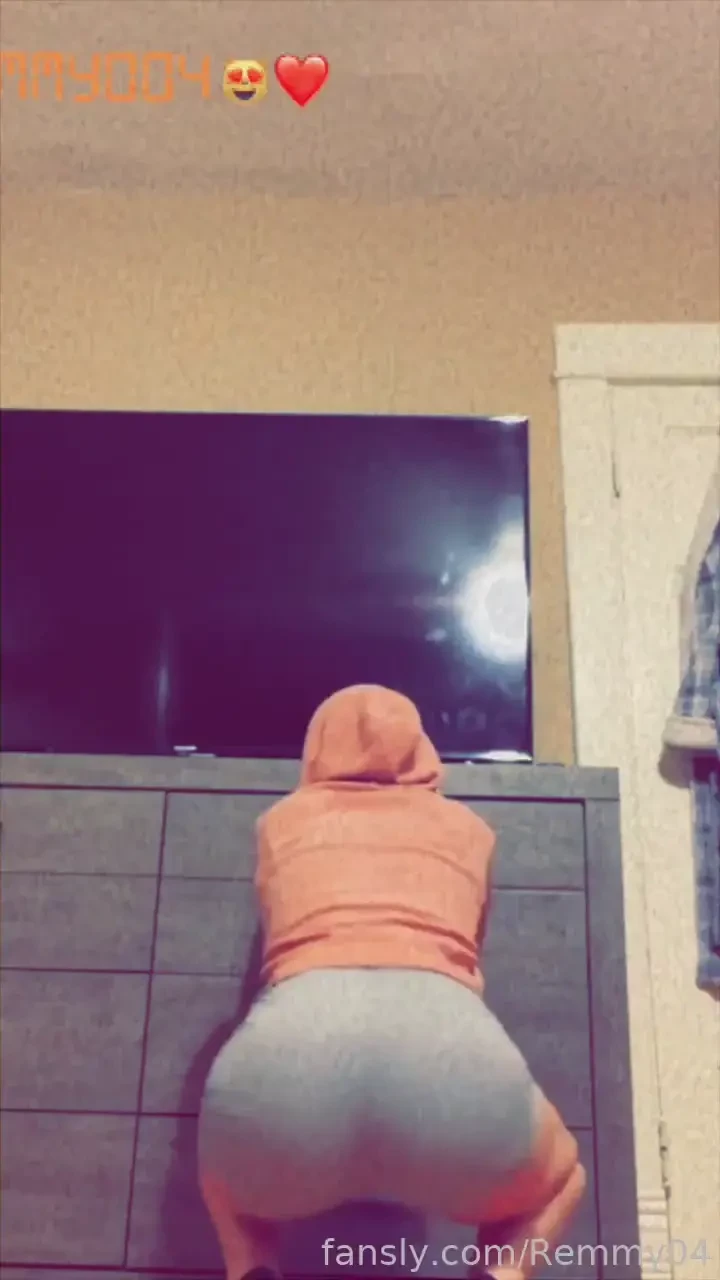 Now that i m popular i m gon be the old me hot young blonde ass feet part 2 