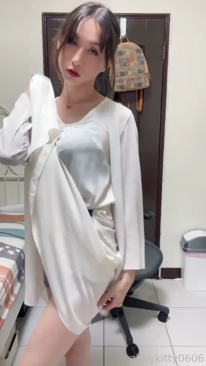 I touched myself secretly before going out new daily upload 