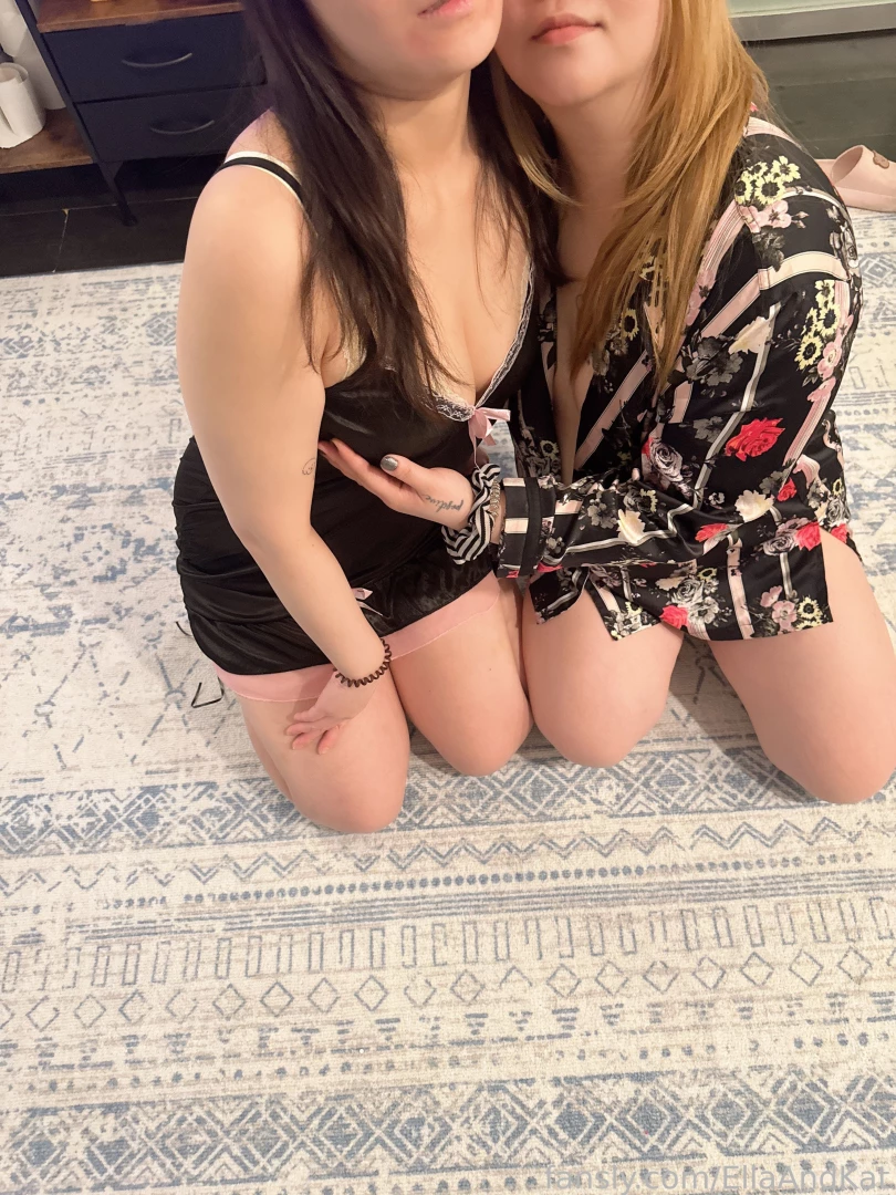 Come join in on the fun follow or subscribe to see more asian lesbian 