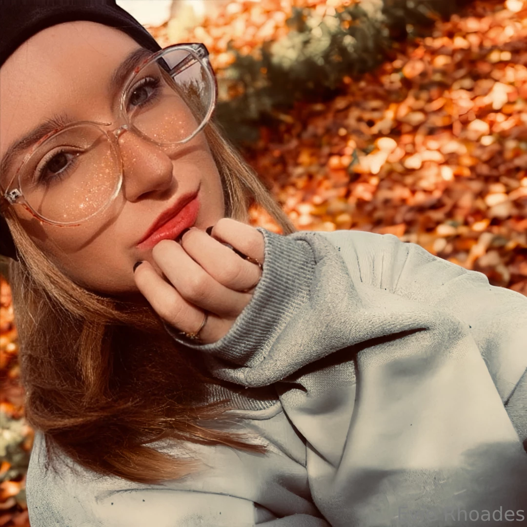 Beautiful day outside definitely sweater weather though 