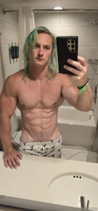 Bathroom lighting is pretty good