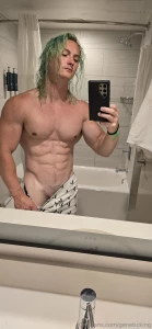 Bathroom lighting is pretty good part 2