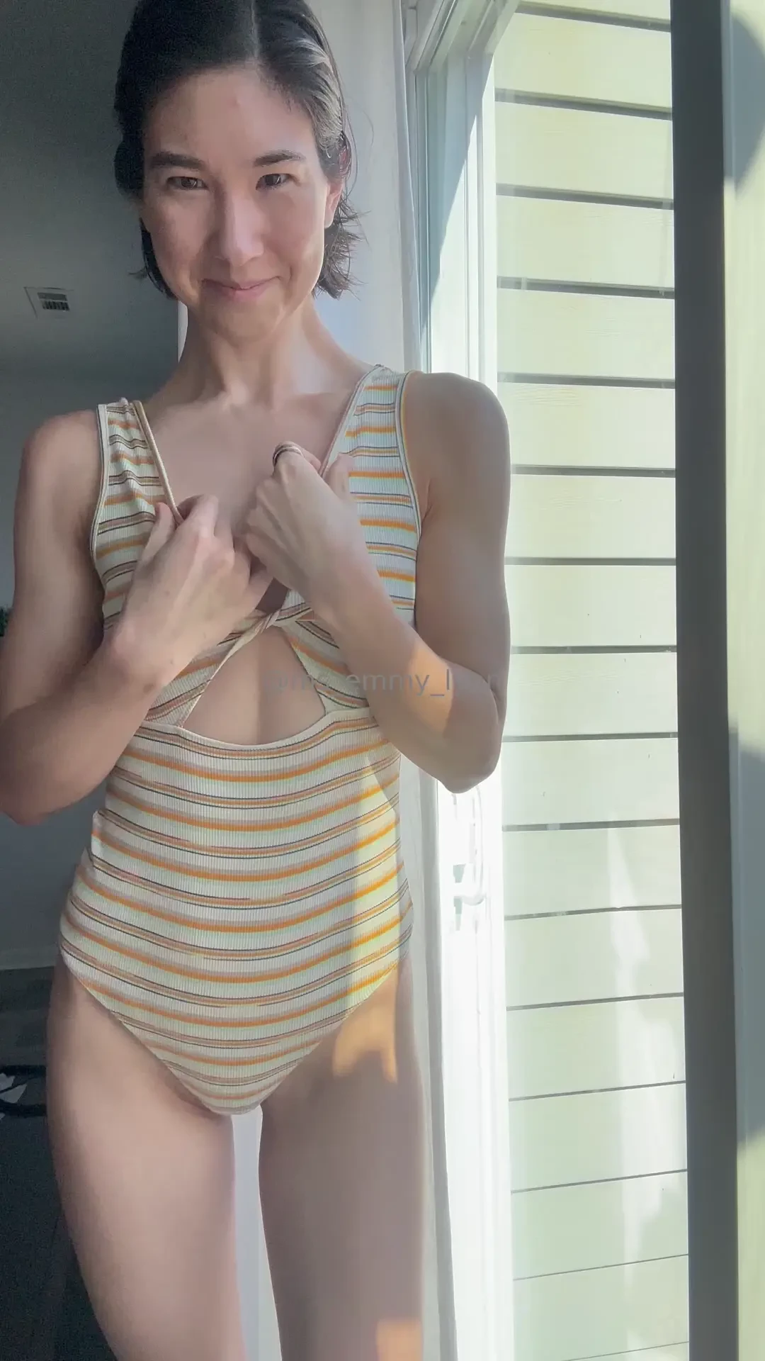 Bodysuit baby trying to find the sun 