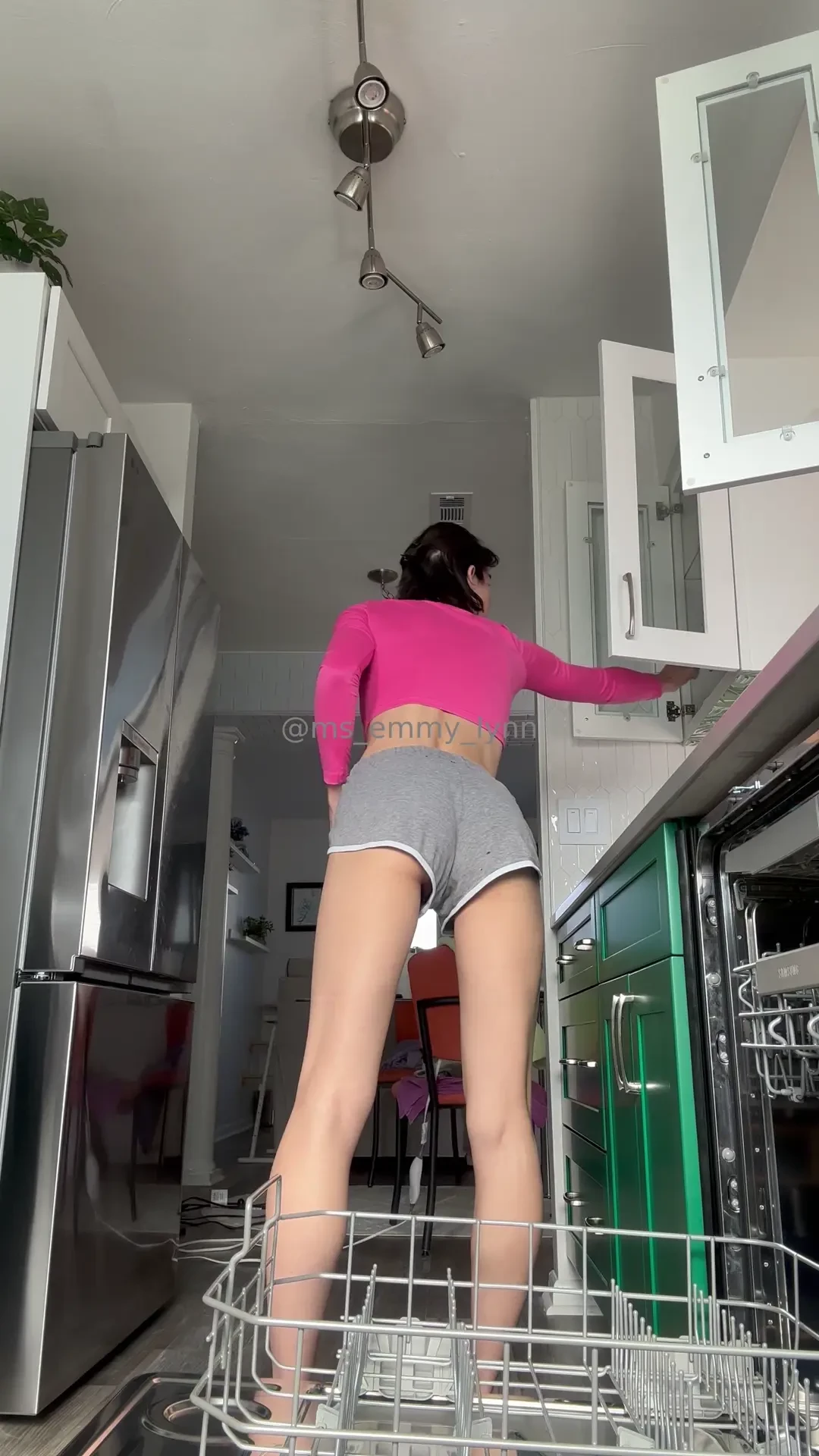 Watch me put the dishes away in my short shorts sans panties there s a 
