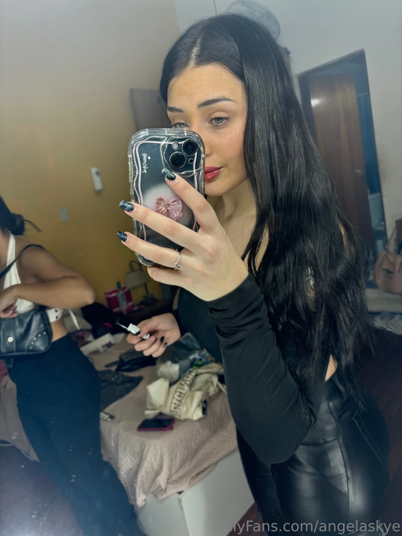 This is exactly how i d dress for you on date night part 25 