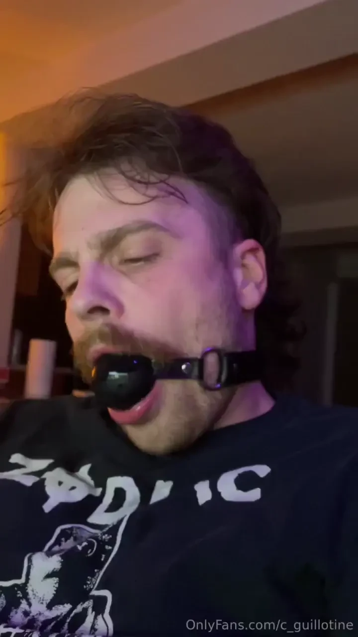 You ve finally caught him for weeks you have been stalking the stalker 