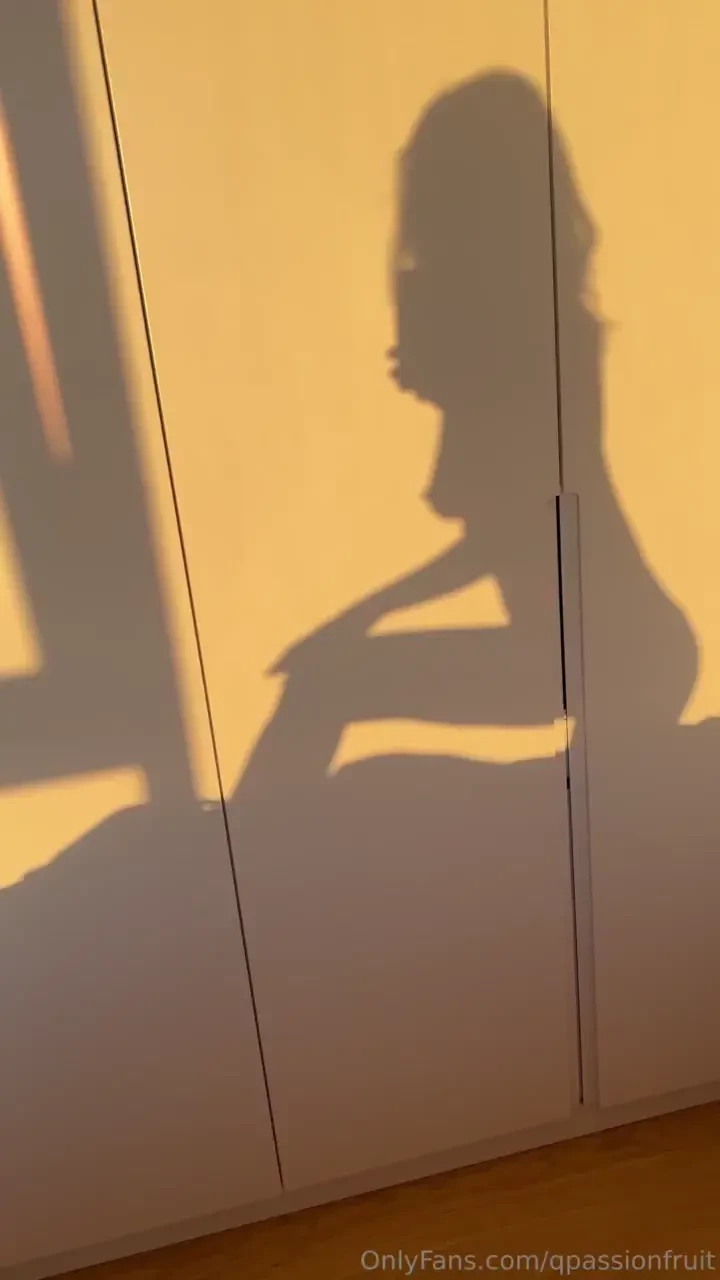 Let s do the imagination exercise a little bit of shadow play from 