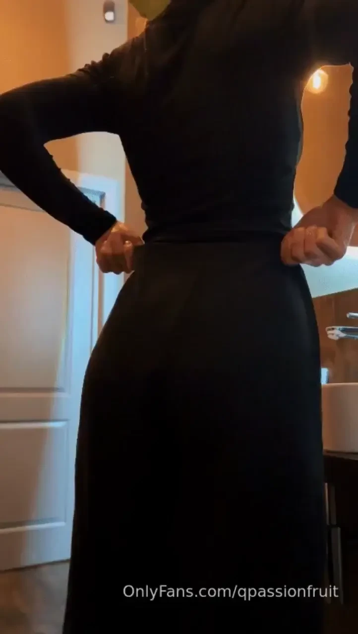 The jazz loving butt also is it just me or were these panties made to 