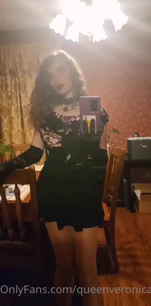 Here is a little teaser from my weekend i have some naughtier pics part 1 