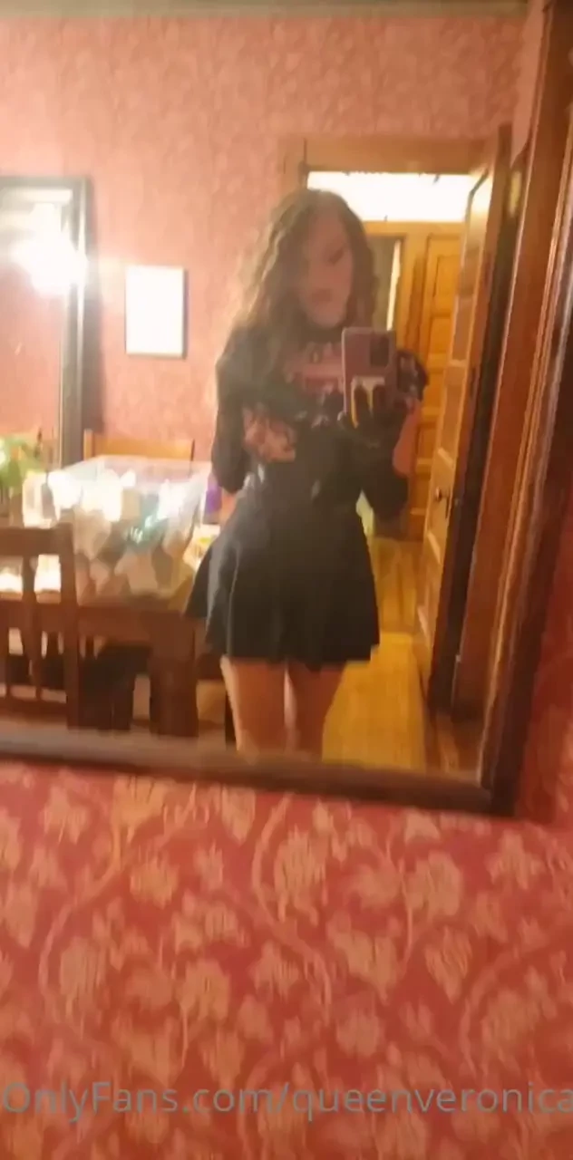 Here is a little teaser from my weekend i have some naughtier pics 