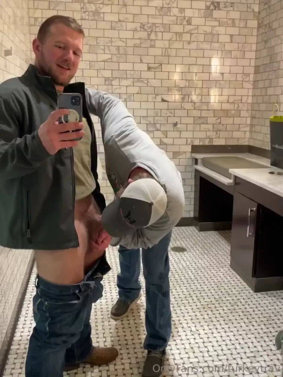 Rylifter is such a tease just the tip come on bro 