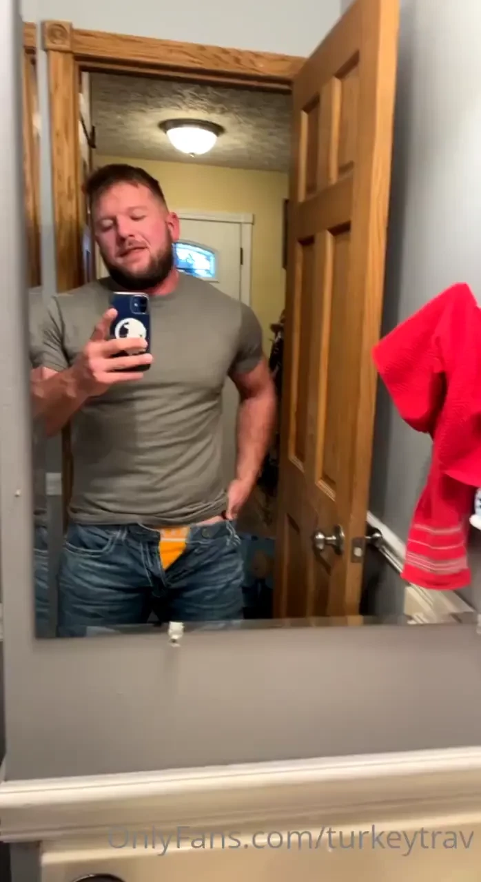 I haven t cum in 8 days now i just wanna bury a load deep in an ass 