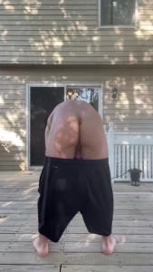 I m curious if y all like the thick me