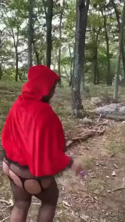 Ya quieren ver como me como al lobo feroz me dio tan duro por el culo 