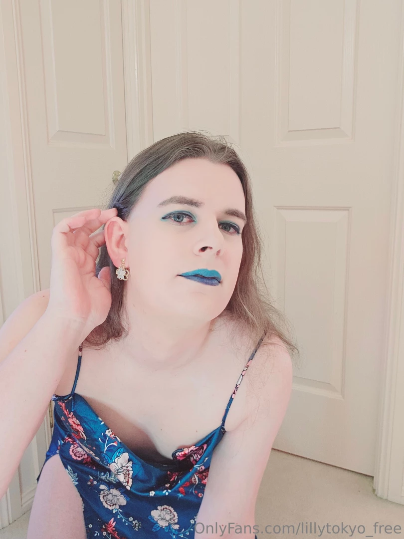 Gotta wear more earrings this year 