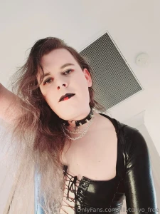 You re always gunna do what mommy says right