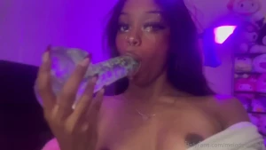I m feining for cum my prince
