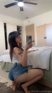 Do i look good in jean shorts
