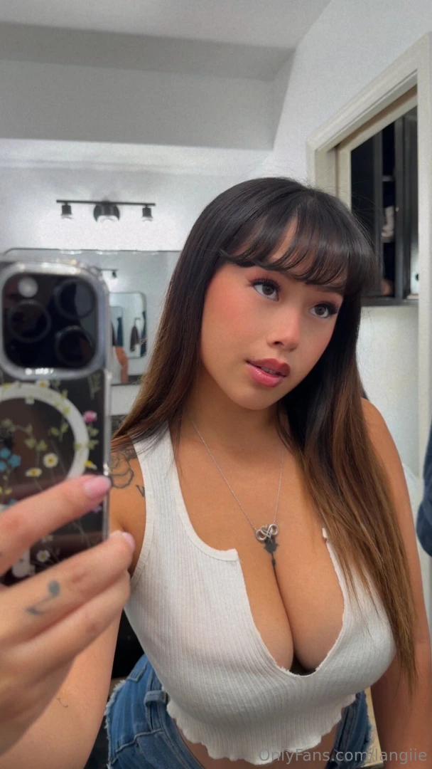 When you get all nice and pretty but you just got your asshole pumped 